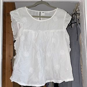 Old Navy ruffle sleeve embroidered blouse